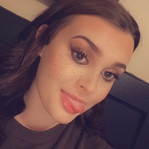 Meet your Posher, Shelby